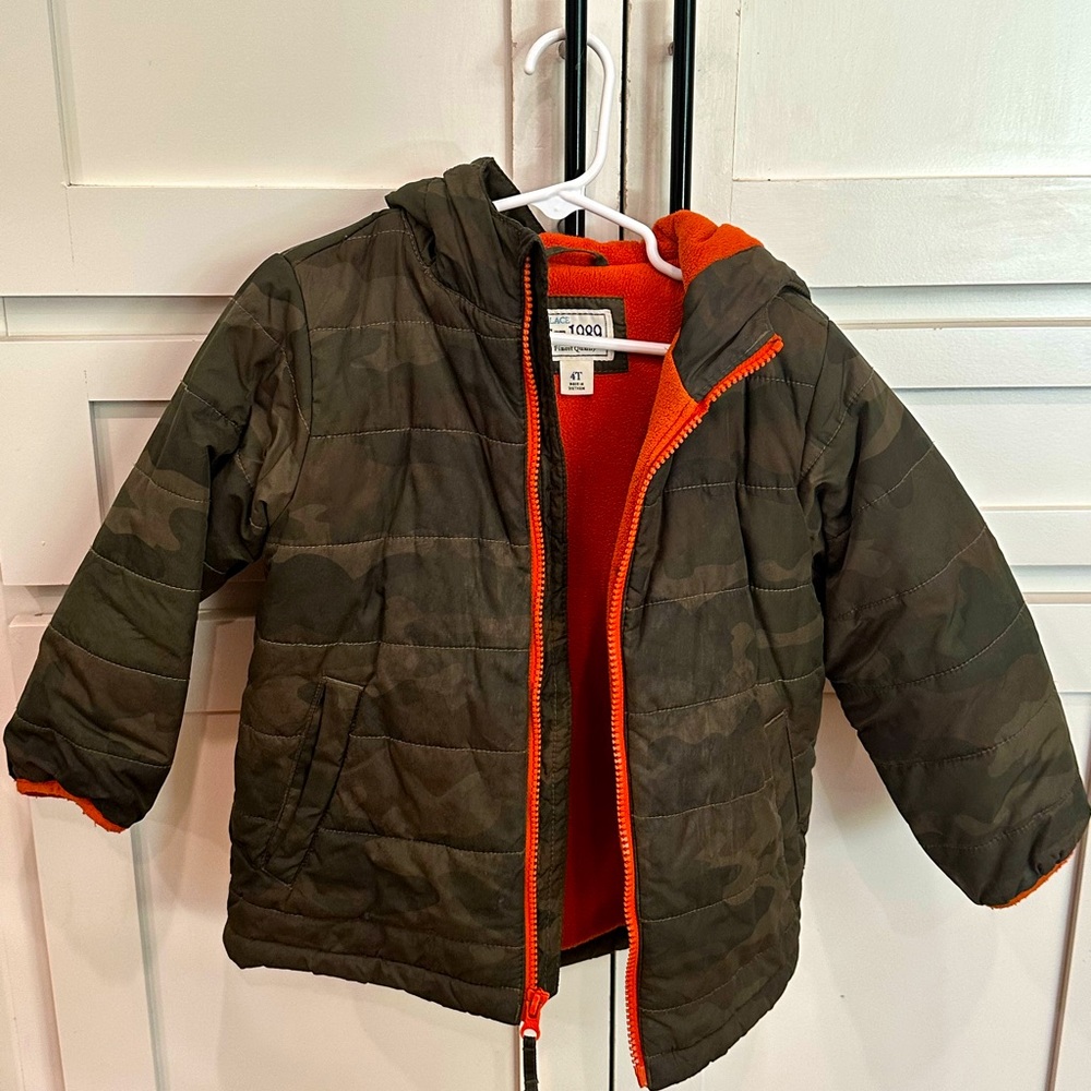 Children’s Place 4T camo coat with fleece lining
